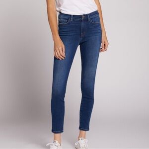 Current/Elliott Blue Skinny Jeans with Modern Appeal